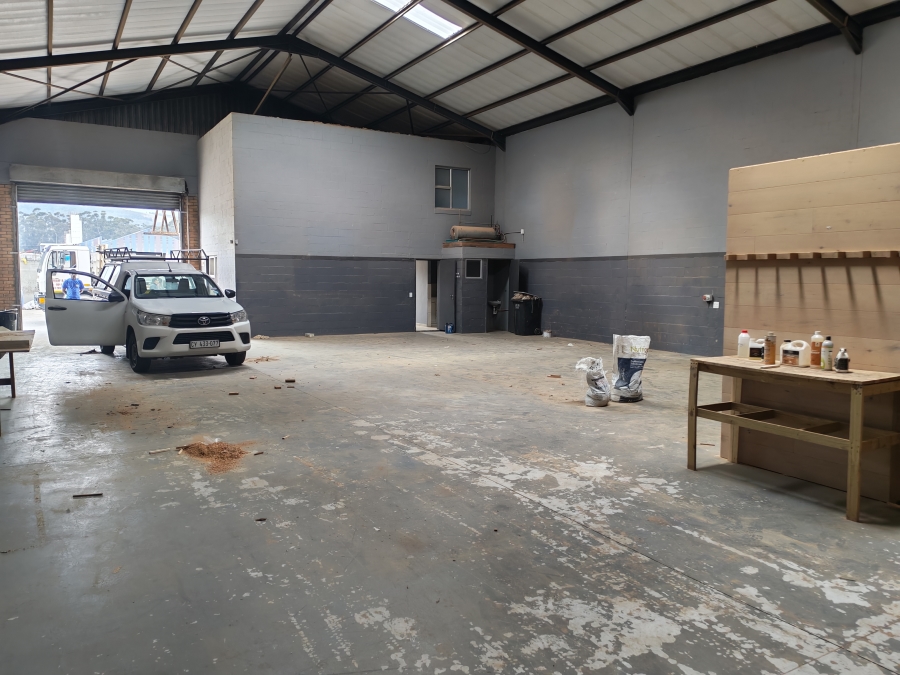 To Let Commercial Property for Rent in Broadlands Western Cape